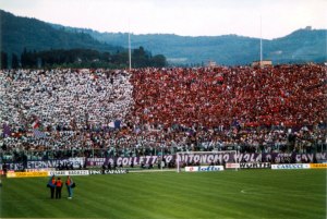 537838_559845590721819_344567189_n